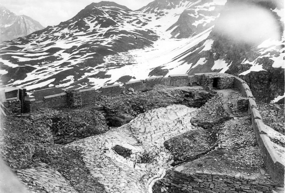 Ligne Maginot - REDOUTE RUINEE - (Ouvrage d'infanterie) - L'avant poste en juillet 1940 - Inconnu