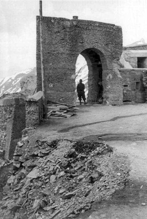 Ligne Maginot - REDOUTE RUINEE - (Ouvrage d'infanterie) - L'avant poste le 02 juillet 1940
 - Inconnu