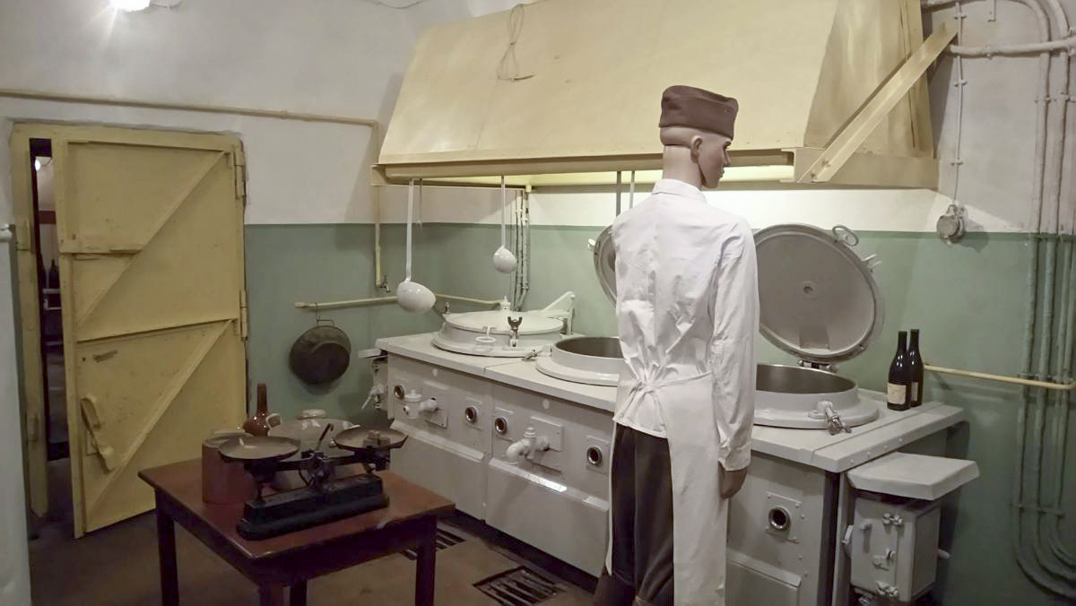 Ligne Maginot - BOUSSE - A24 - (Ouvrage d'infanterie) - Cuisines
Autocuiseurs Alsthom Cubain - Association Fort aux Fresques