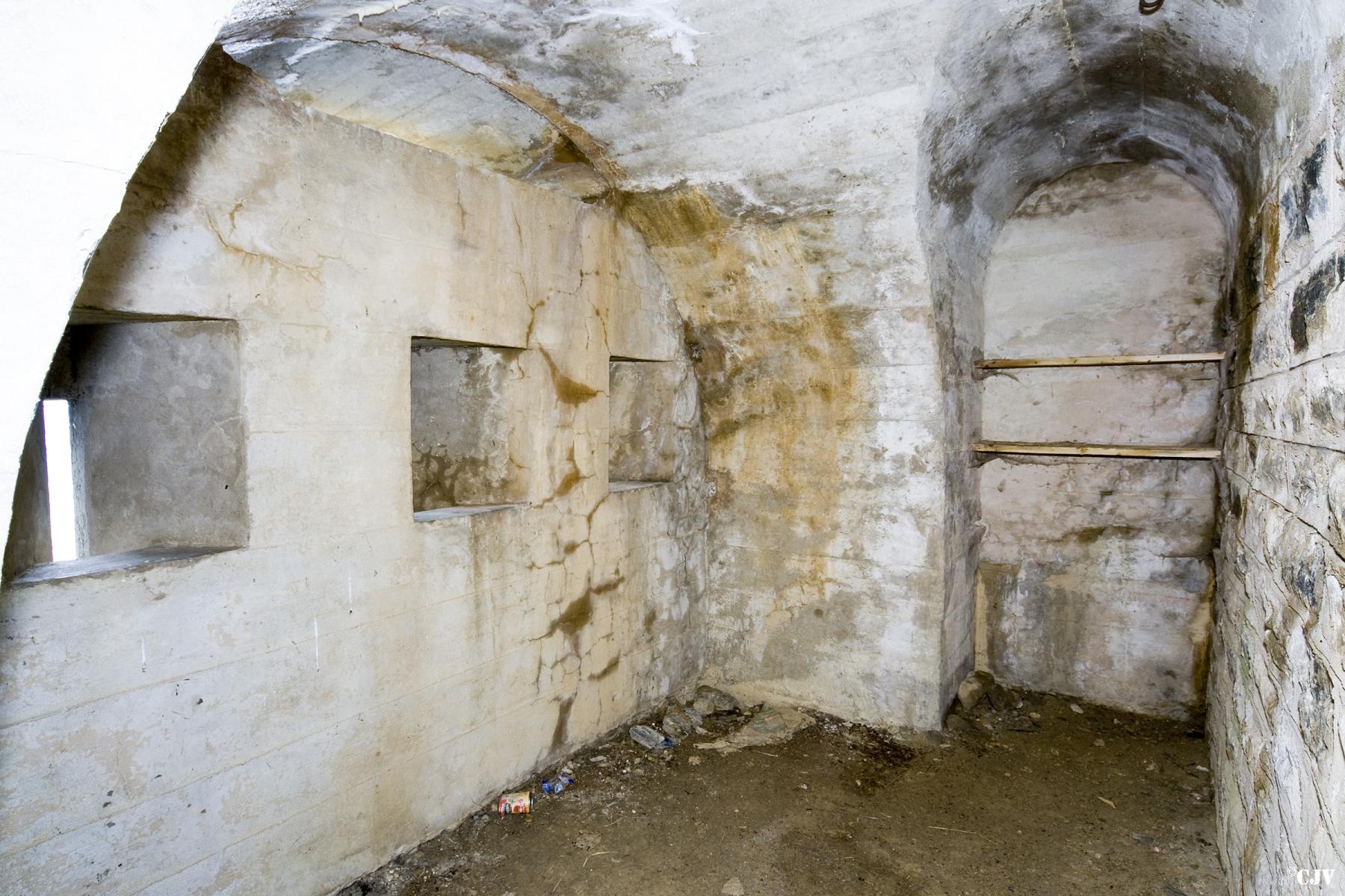 Ligne Maginot - LE TRUC - (Position d'artillerie préparée) - Le coffre - Lia VERMEULEN