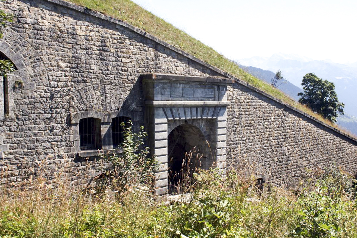 Ligne Maginot - LE TRUC - (Position d'artillerie préparée) -                    - Michel & Philippe ZIMMER