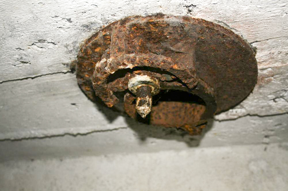 Ligne Maginot - DB7 - (Blockhaus pour canon) - Gaine périscope droit - Eric Klamerek