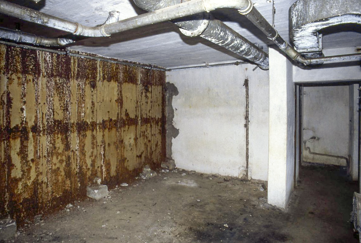 Ligne Maginot - FOND D'HAVANGE - C34 - (Casemate d'infanterie - Simple) - L'étage inférieur
Chambre troupe - Valentin Hemmert