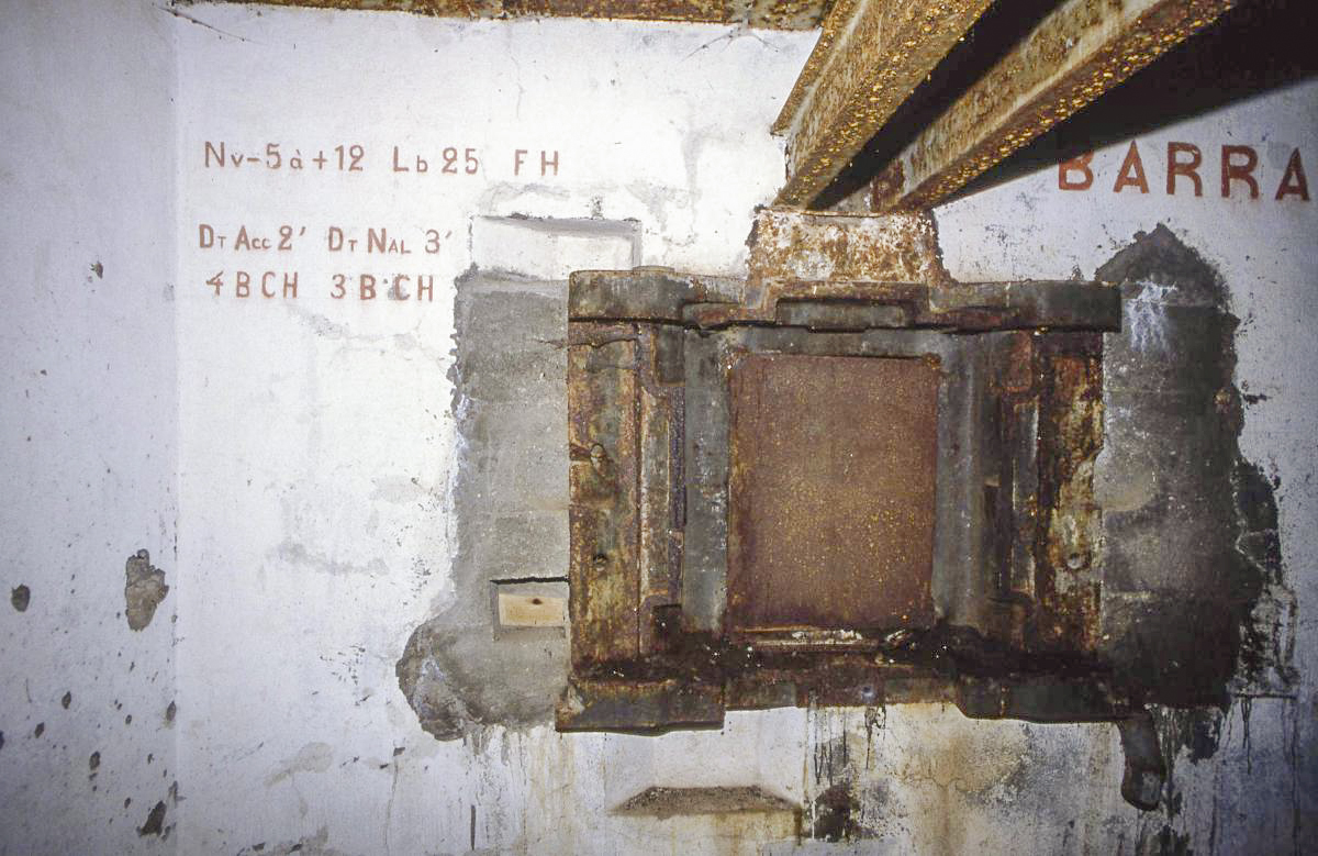 Ligne Maginot - FOND D'HAVANGE - C34 - (Casemate d'infanterie - Simple) - L'étage supérieur - Valentin Hemmert