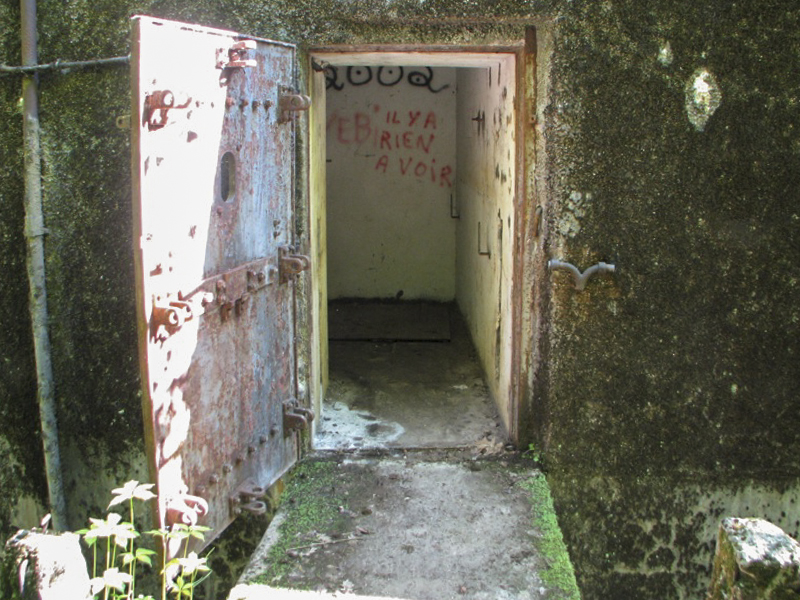 Ligne Maginot - GROS BOIS - X1 (QUARTIER LUDELANGE - I/128°RIF) - (Abri) - L'entrée gauche de l'abri - Antoine SCHOEN