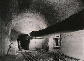 Ligne Maginot - METRICH - A17 - (Ouvrage d'artillerie) - Construction de l'ouvrage par la société La Construction Générale
Photo prise aux environs de 1932
Maçonnage des galerie 