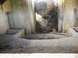 Ligne Maginot - BB205 - ROTHERBERG 02 - (Blockhaus pour canon) - La chambre de tir vue par le créneau.