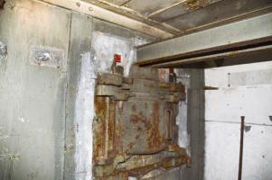 Ligne Maginot - LANGHEP SUD - C64 - (Casemate d'infanterie - Simple) - La chambre de tir.