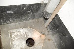 Ligne Maginot - LANGHEP SUD - C64 - (Casemate d'infanterie - Simple) - Les latrines