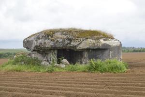 Ligne Maginot - B545 - SAINT WAAST LA VALLEE - (Blockhaus pour canon) - 