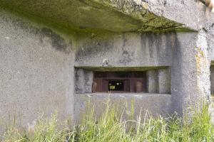 Ligne Maginot - HAUTERIVE EST - (Blockhaus pour canon) - Créneau avec trémie Pamart-Lemaigre