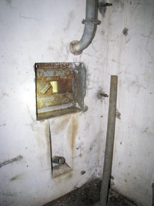 Ligne Maginot - GROS BOIS - X1 (QUARTIER LUDELANGE - I/128°RIF) - (Abri) - La caponnière gauche - Antoine SCHOEN