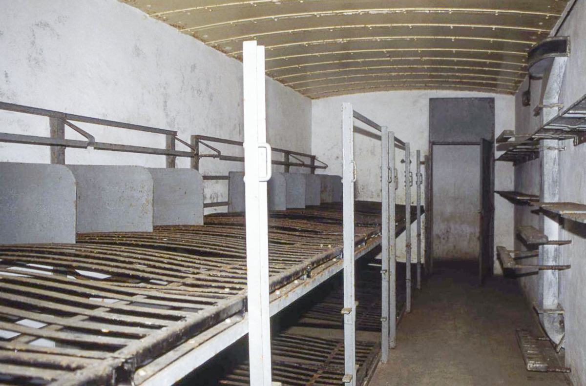 Ligne Maginot - GROS BOIS - X1 (QUARTIER LUDELANGE - I/128°RIF) - (Abri) - Chambre de troupes - Valentin Hemmert