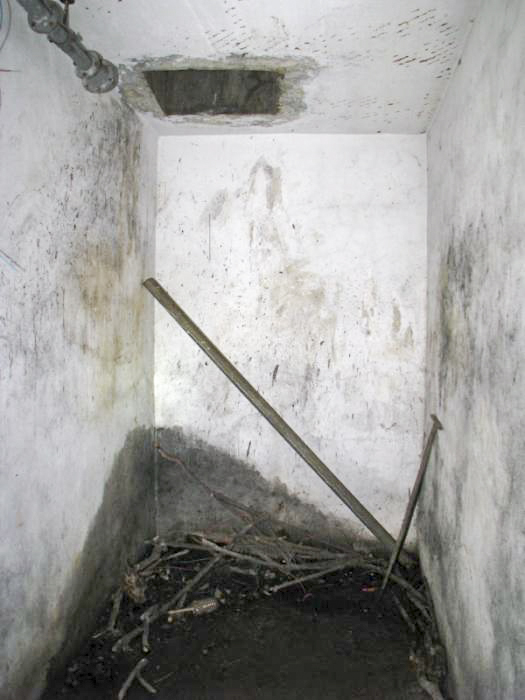 Ligne Maginot - GROS BOIS - X1 (QUARTIER LUDELANGE - I/128°RIF) - (Abri) - La réserve à charbon - Antoine SCHOEN