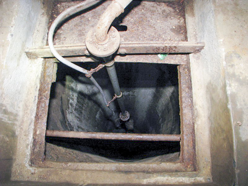 Ligne Maginot - GROS BOIS - X1 (QUARTIER LUDELANGE - I/128°RIF) - (Abri) - Le puits de l'abri - Antoine SCHOEN