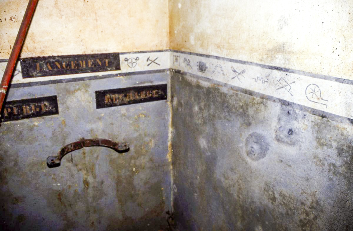 Ligne Maginot - GROS BOIS - X1 (QUARTIER LUDELANGE - I/128°RIF) - (Abri) -  - Valentin Hemmert