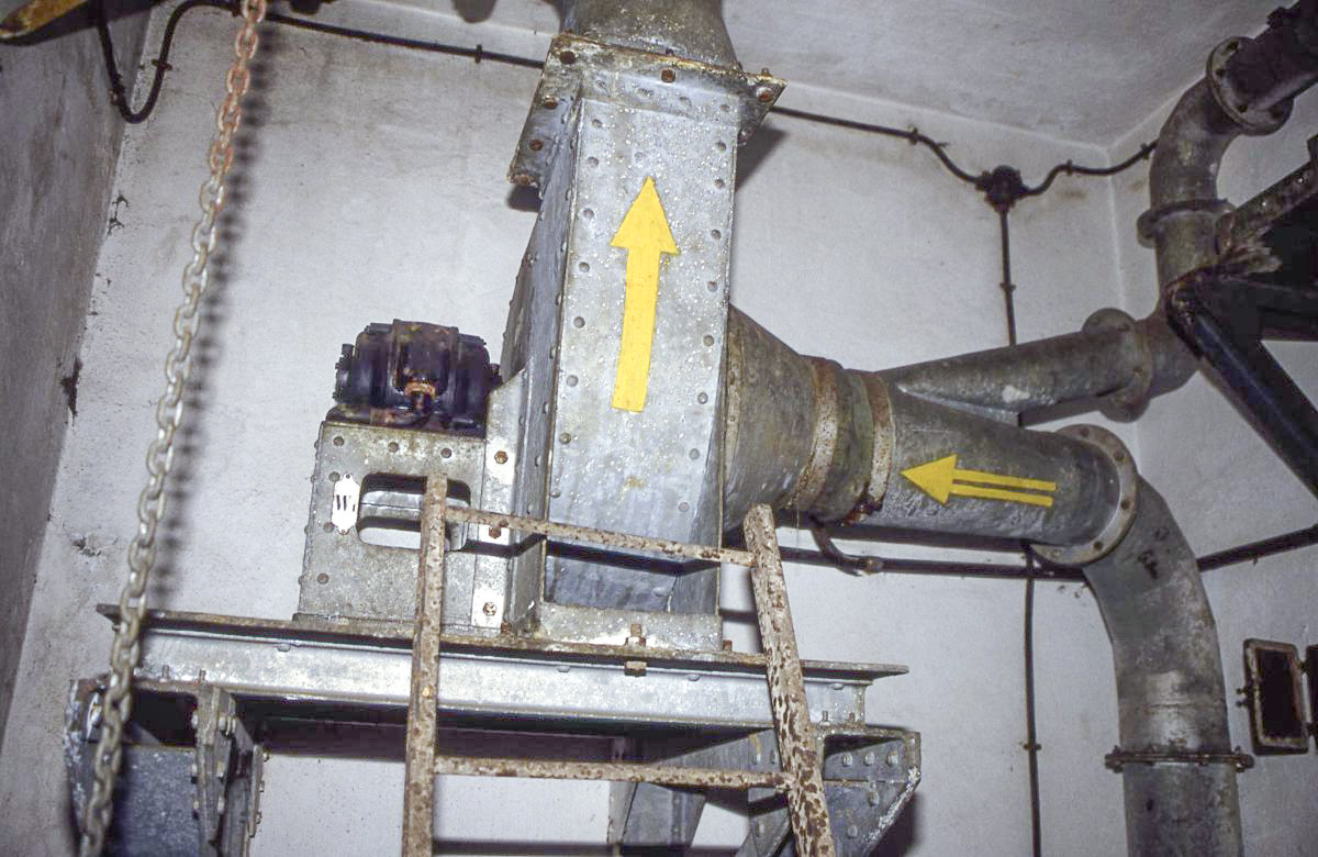 Ligne Maginot - GROS BOIS - X1 (QUARTIER LUDELANGE - I/128°RIF) - (Abri) -  - Valentin Hemmert