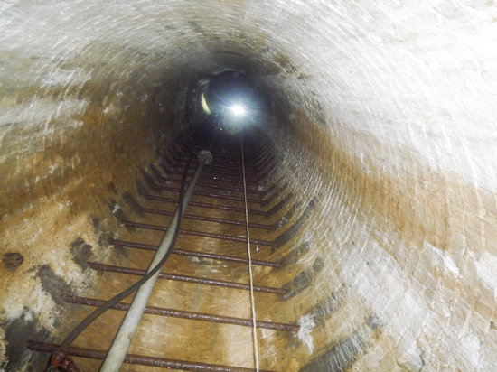 Ligne Maginot - GROS BOIS - X1 (QUARTIER LUDELANGE - I/128°RIF) - (Abri) - Le puits de l'abri - Association La Lorraine à travers les siècles