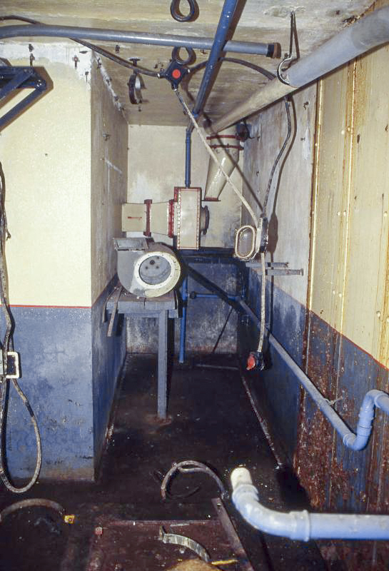 Ligne Maginot - ESCHERANGE EST - C38 - (Casemate d'infanterie - Simple) - L'étage inférieur - Valentin Hemmert