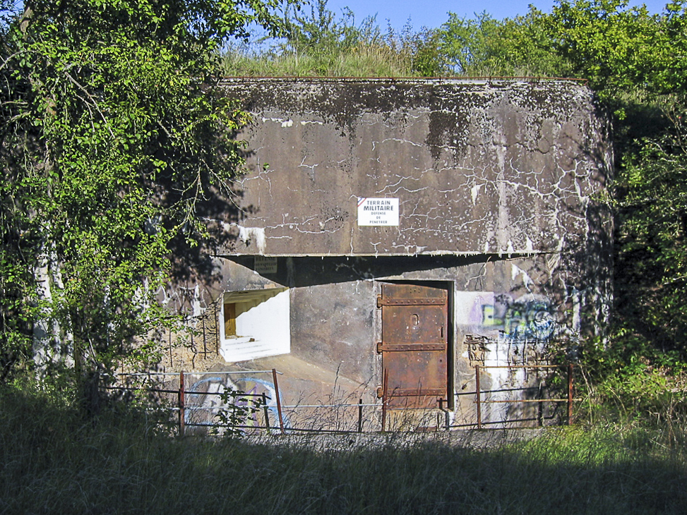 Ligne Maginot - METRICH (ABRI SUD DE) - X16 - (Abri) - Coffre gauche de l'abri - Michel Teiten