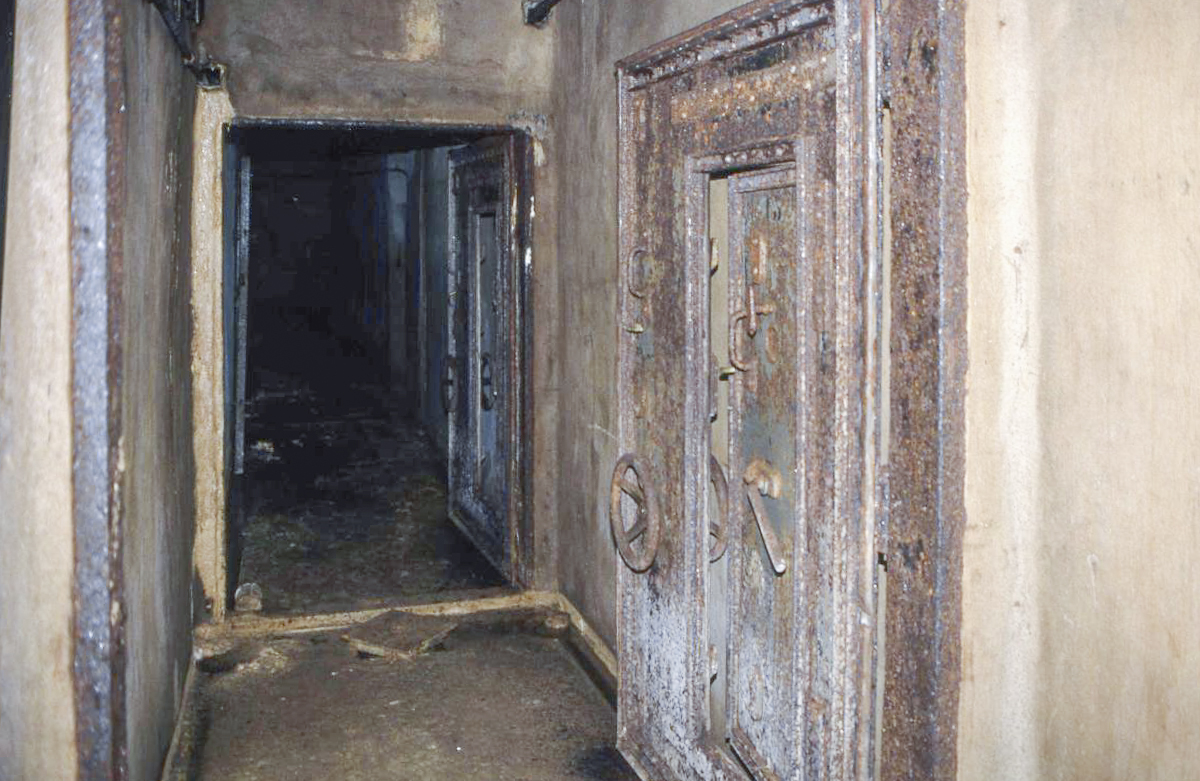 Ligne Maginot - NONNENBERG - X17 - (Abri) - Porte du sas - Valentin Hemmert