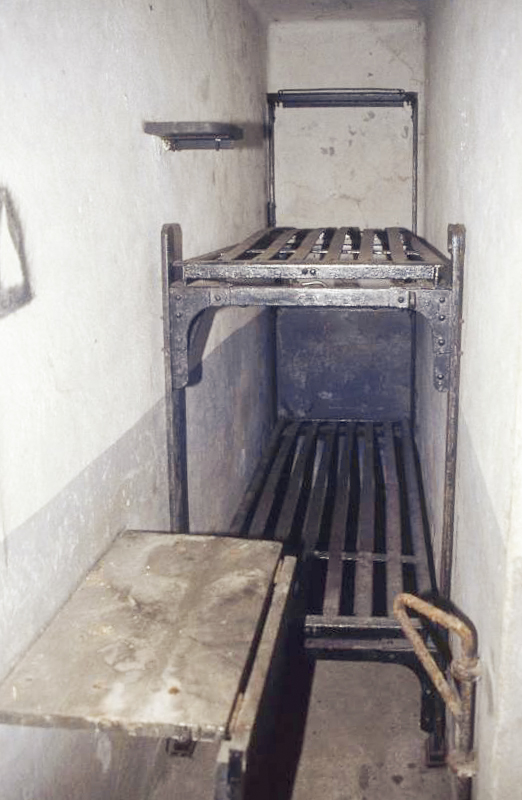 Ligne Maginot - BOIS DE KOENIGSMACKER  - C52 - (Casemate d'infanterie - Simple) - L'étage inférieur - Valentin Hemmert
