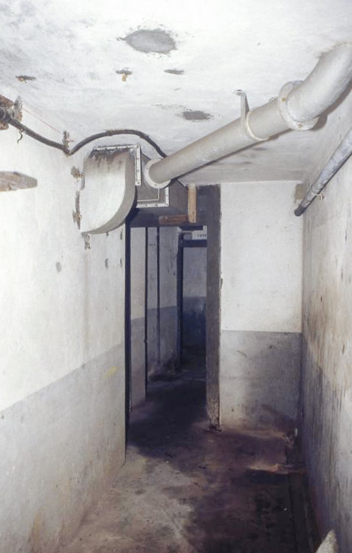 Ligne Maginot - BOIS DE KOENIGSMACKER  - C52 - (Casemate d'infanterie - Simple) - L'étage inférieur - Valentin Hemmert