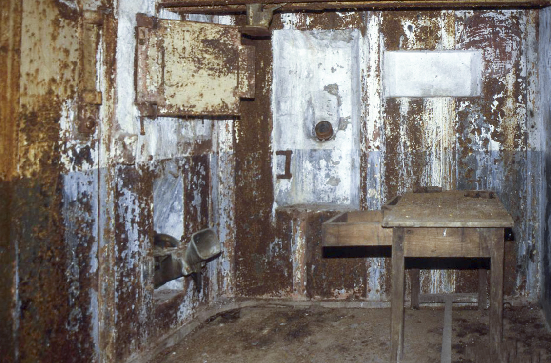 Ligne Maginot - BOIS DE KOENIGSMACKER  - C52 - (Casemate d'infanterie - Simple) - L'étage supérieur - Valentin Hemmert