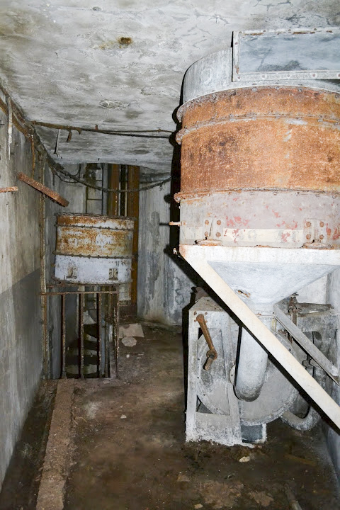 Ligne Maginot - HUMMERSBERG SUD - C54 - (Casemate d'infanterie) - Les vestiges du système de ventilation  - PAVEL Jan