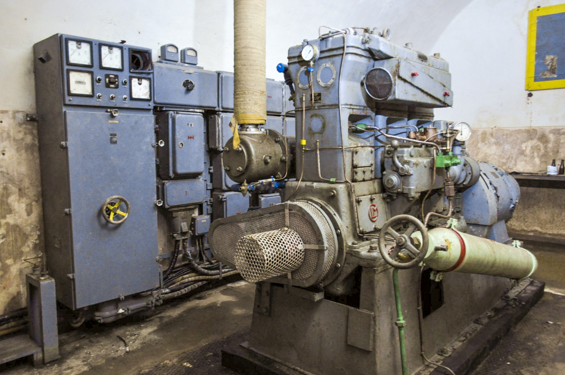Ligne Maginot - PETERSBERG - X4 - (Abri actif) - L'usine
Modernisée après guerre, ces moteurs CLM ne sont pas d’origine - Pruzsina Jérome