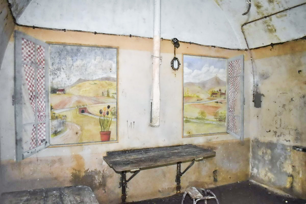 Ligne Maginot - BOIS DE KLANG - X24 (QUARTIER KLANG - III/164° RIF) - (Abri) - Peinture murale - Daniel Froehly