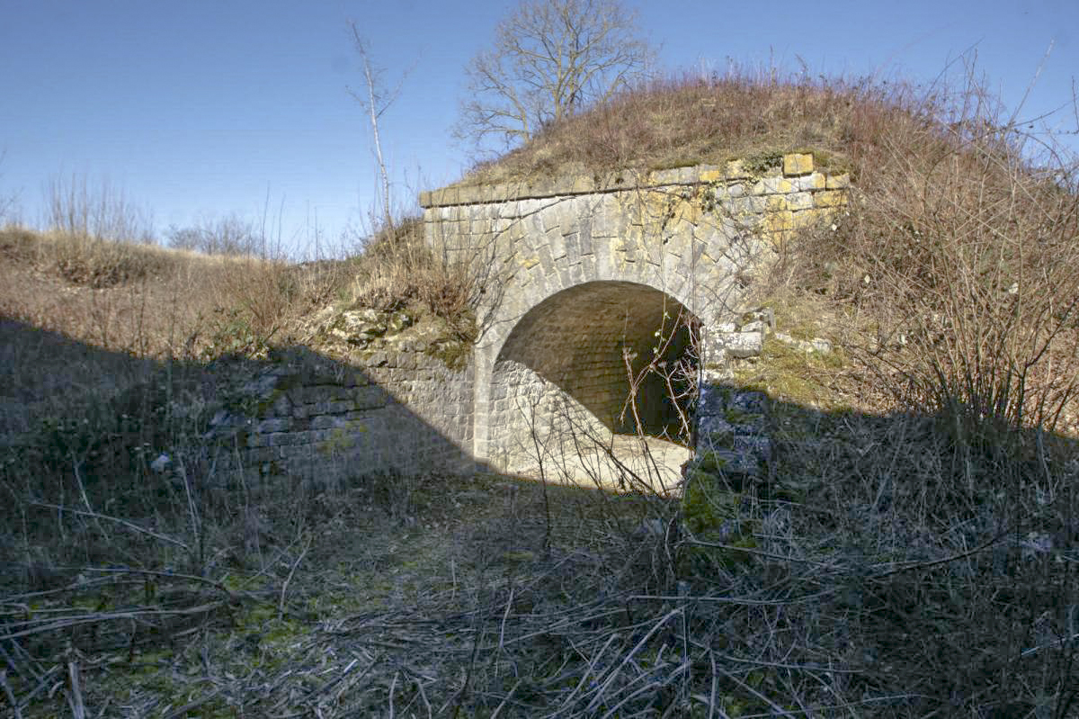 Ligne Maginot - BB7 - CHARLEMONT NORD - (Blockhaus pour canon) -  - duomaxw