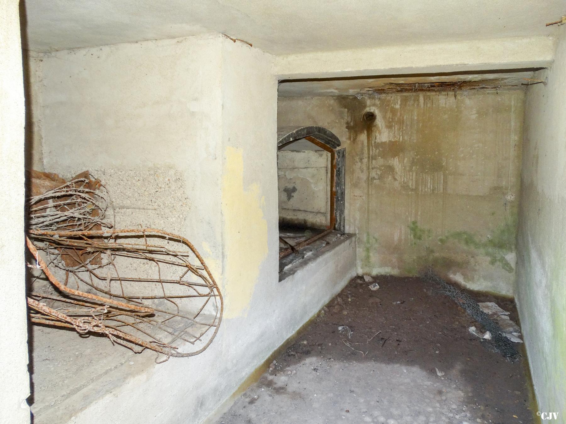 Ligne Maginot - MENSKIRCH - C57 - (Casemate d'infanterie - double) -                    - VWJ Vermeulen