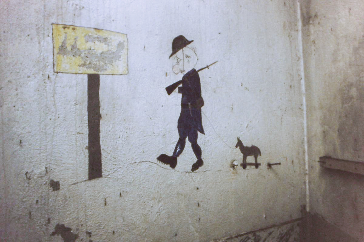 Ligne Maginot - Abri d'intervalle du Coucou - Peinture murale dans l'abri - Yves NOEL