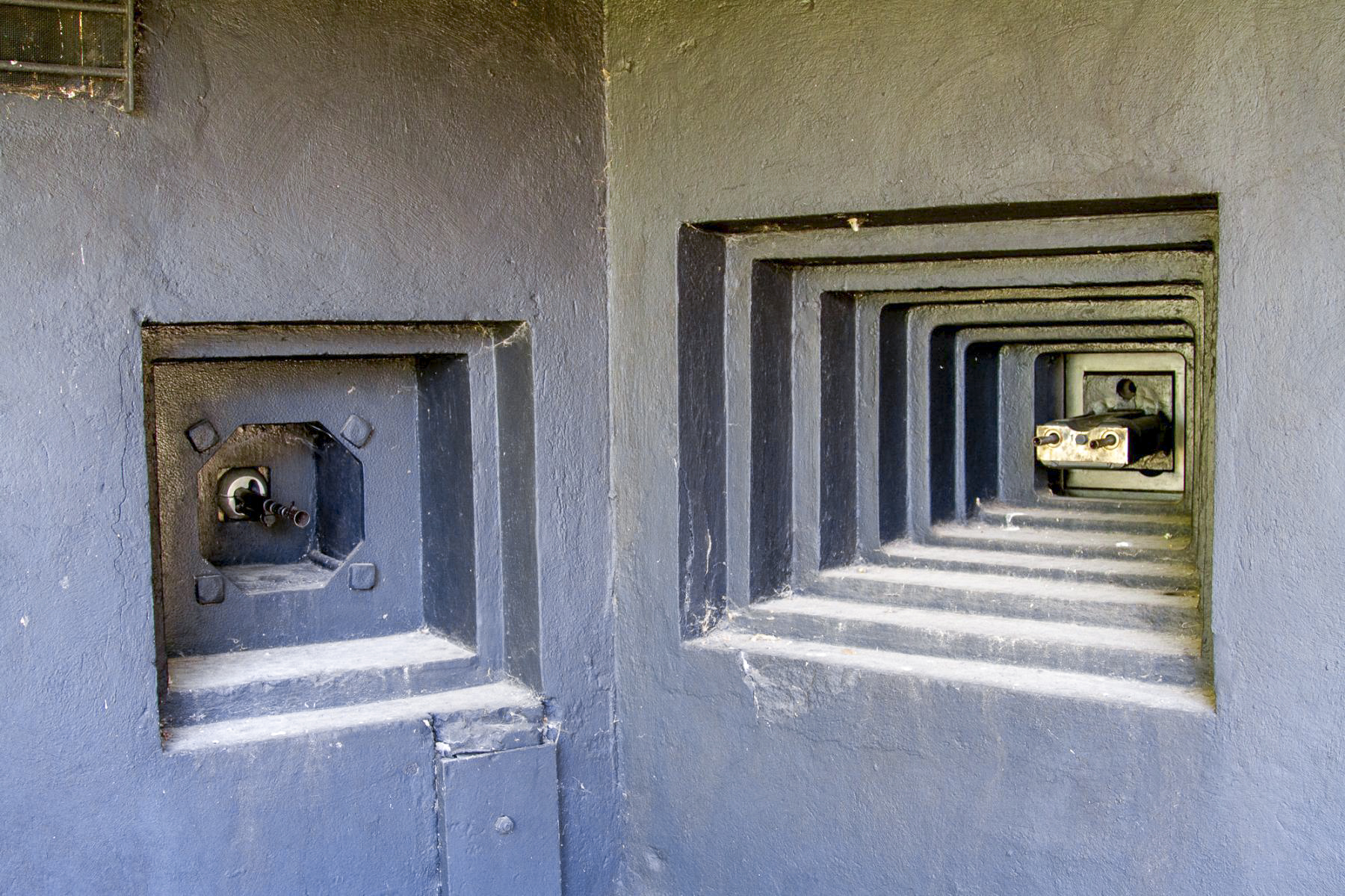Ligne Maginot - EDLING NORD - C60 - (Casemate d'infanterie - Simple) - Créneau JM et FM - Michel Teiten