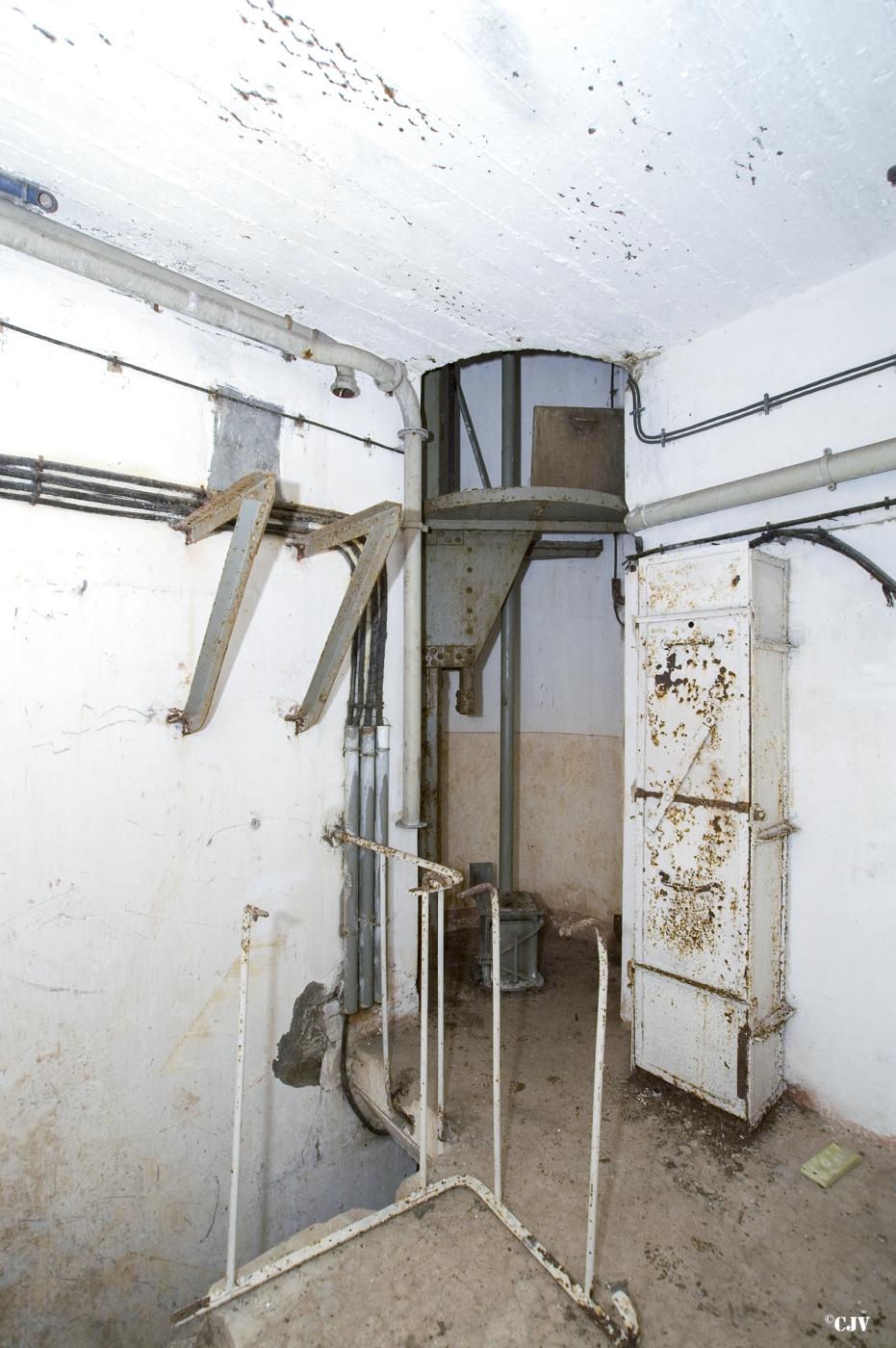 Ligne Maginot - HESTROFF - O10 - (Observatoire d'artillerie) -  - Lia VERMEULEN