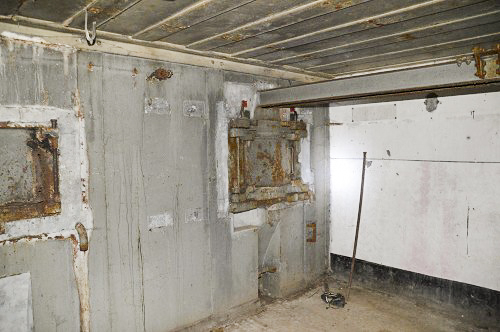 Ligne Maginot - LANGHEP SUD - C64 - (Casemate d'infanterie - Simple) - La chambre de tir. - Gut didier