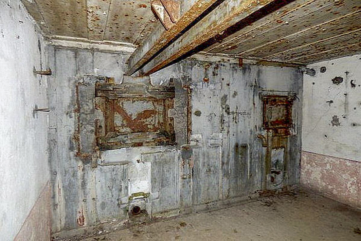 Ligne Maginot - COUME ANNEXE NORD - A30 - (Ouvrage d'infanterie) - Chambre de tir - Sylvie Laure LAMBERT