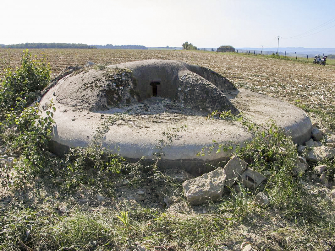 Ligne Maginot - BCP1 - MUEHLENWEG EST - (Blockhaus pour arme infanterie) - Vue latérale - Valentin Hemmert