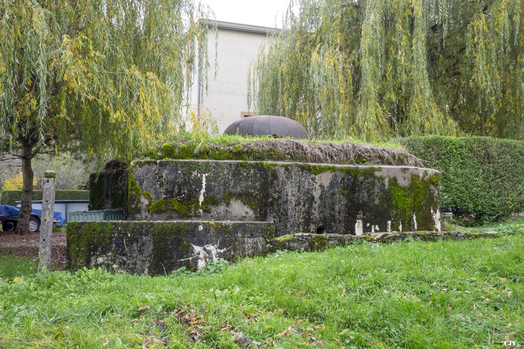 Ligne Maginot - ZIMMING NORD 1 - (Blockhaus pour arme infanterie) - Vue de coté - Lia VERMEULEN