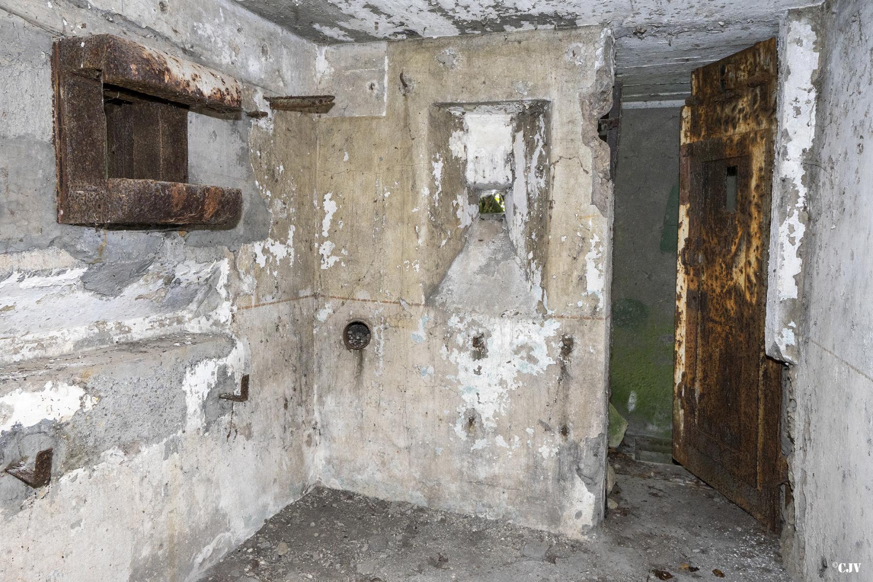 Ligne Maginot - BB27 - HUELSENKLOPP - (Blockhaus pour canon) -  - Lia VERMEULEN