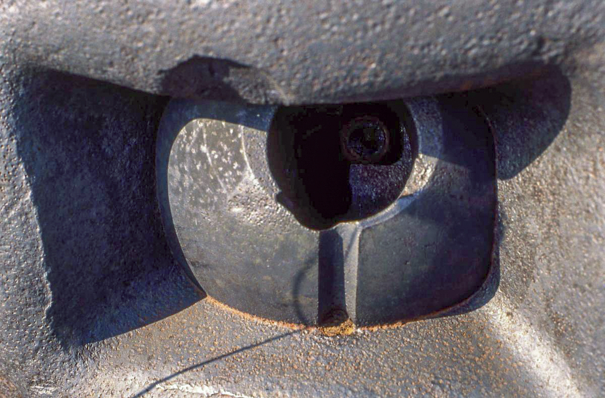 Ligne Maginot - EINSELING NORD - C72 - (Casemate d'infanterie) - Détail d'une rotule de créneau type B - Valentin Hemmert