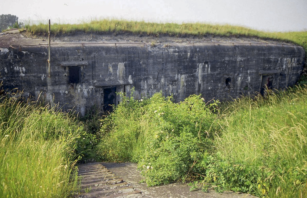 Ligne Maginot - QUATRE VENTS NORD - C74 - (Casemate d'infanterie - Simple) - Façade arrière - Valentin Hemmert