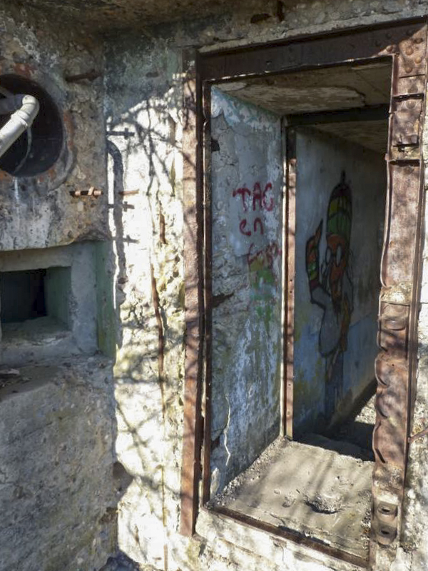 Ligne Maginot - QUATRE VENTS SUD - C75 - (Casemate d'infanterie - Simple) -  - Sylvie Laure LAMBERT