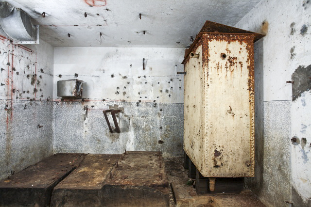 Ligne Maginot - HAUT DE L'ANGUILLE - O4 - (Observatoire d'artillerie) - Groupe électrogène
Emplacement de l'usine de l'observatoire - www.arnaultjl-photo.com