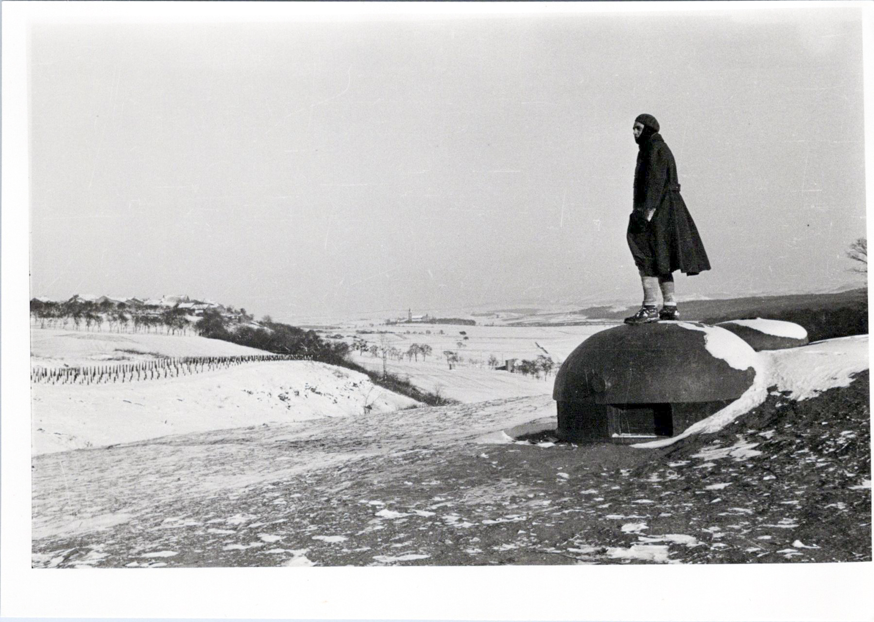 Ligne Maginot - BOUST - O13 - (Observatoire d'artillerie) - Vue vers les avants de la position depuis le dessus de l'observatoire - Lionel IGNACE