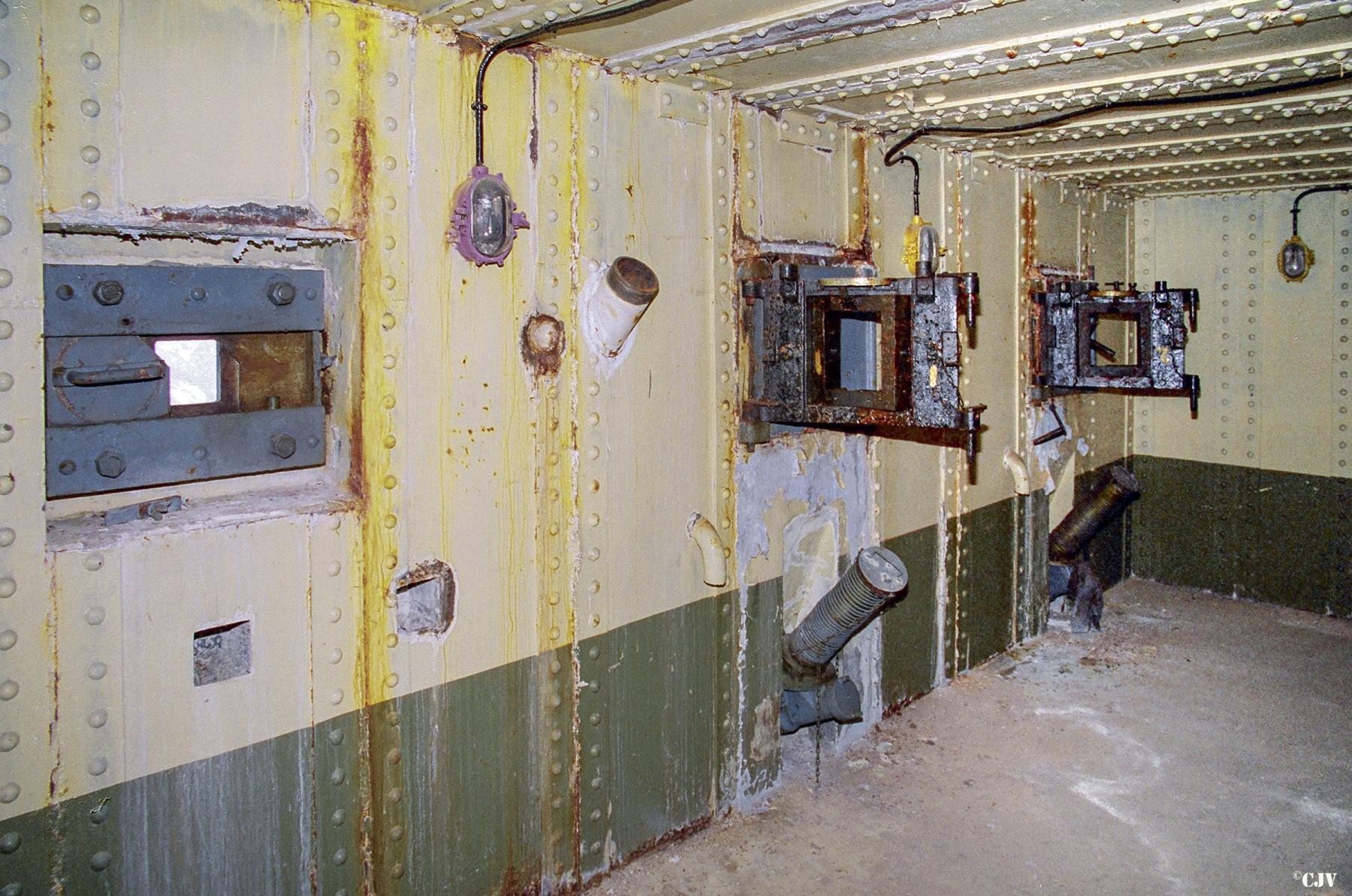 Ligne Maginot - JANUS - (Ouvrage d'artillerie) - Bloc 2
Chambre de tir supérieure - Lia VERMEULEN