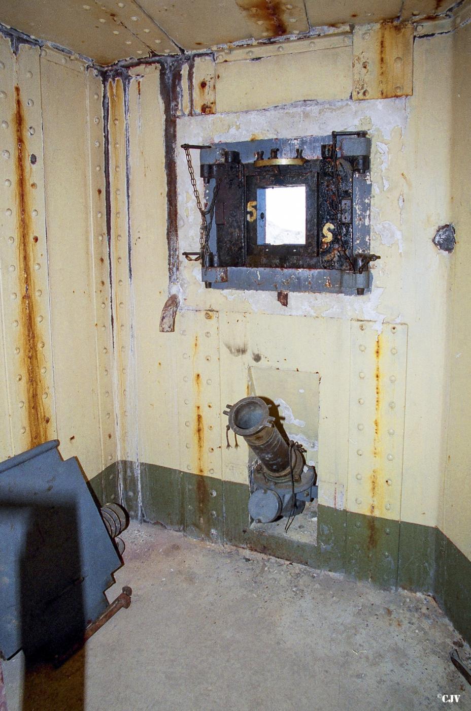 Ligne Maginot - JANUS - (Ouvrage d'artillerie) - Bloc 6 - Lia VERMEULEN