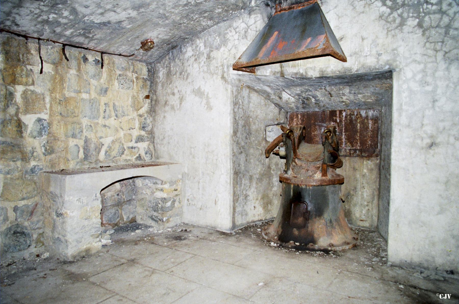 Ligne Maginot - JANUS - (Ouvrage d'artillerie) - Bloc 8 - Lia VERMEULEN