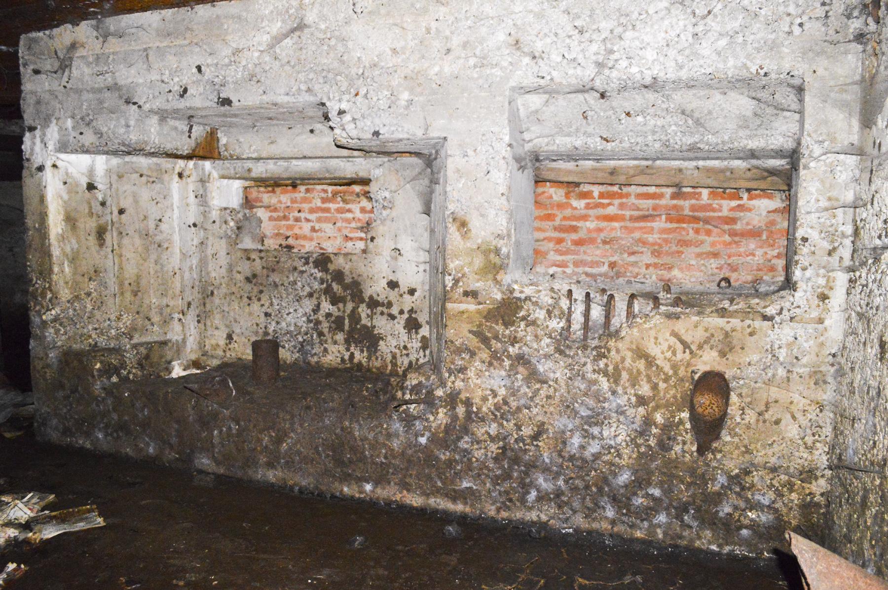 Ligne Maginot - MOULIN RICHARD EST - (Blockhaus lourd type STG / STG-FCR - Simple) - Les créneaux sont murées - ukmaginot